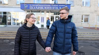 Молодые врачи Илья и Ксения Печкуровы