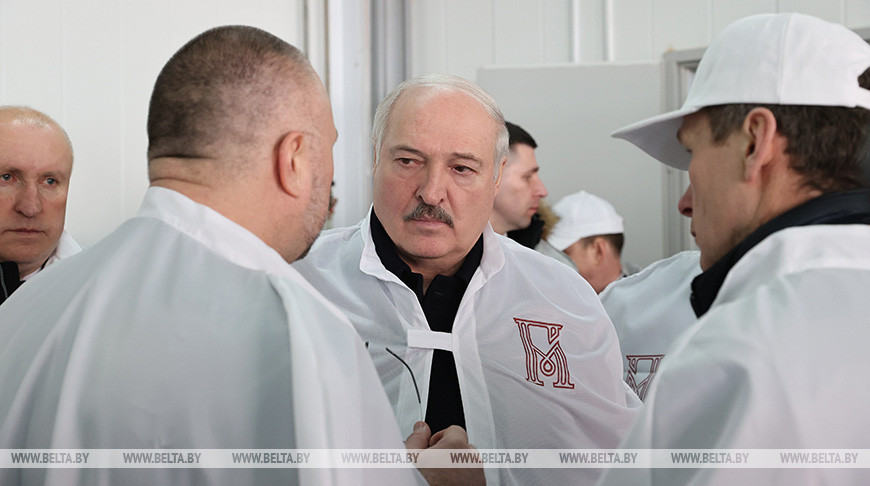 Лукашенко посетил Глубокский мясокомбинат