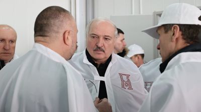 Лукашенко посетил Глубокский мясокомбинат