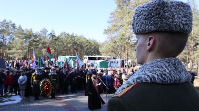 Митинг-реквием "Колокола памяти" прошел в Озаричах