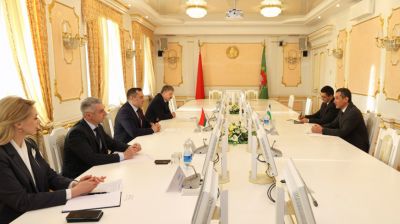 Представители посольства Узбекистана обсудили с руководством Витебской области перспективы сотрудничества в сфере промышленности