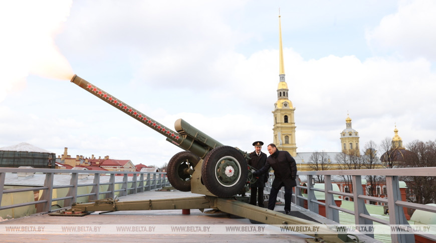 Головченко посетил Петропавловскую крепость в Санкт-Петербурге