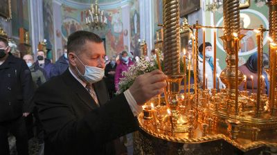 Православные верующие отмечают Благовещение