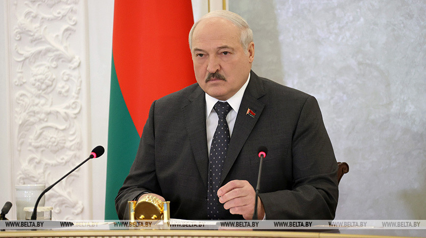 Лукашенко собрал Совет безопасности в расширенном формате