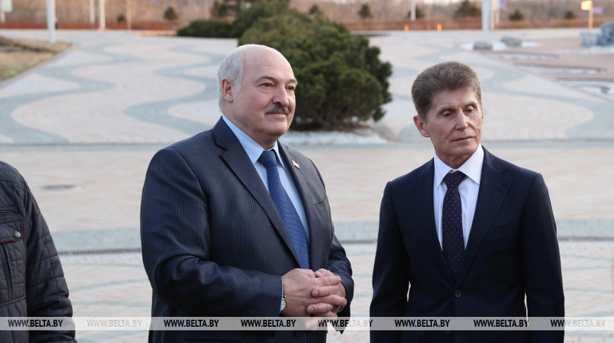 Лукашенко о сотрудничестве с Приморьем: торговля - это просто, нам нужны совместные предприятия