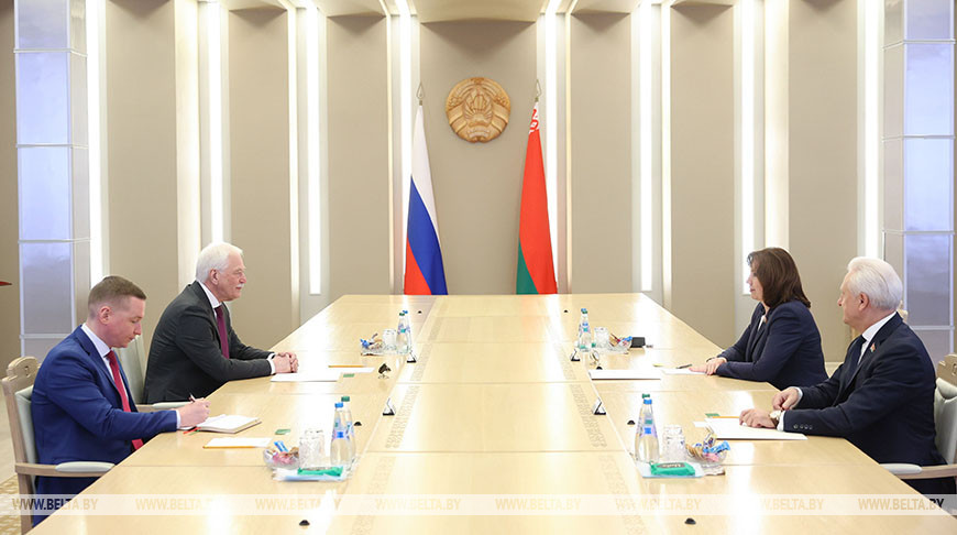 Кочанова встретилась с послом России