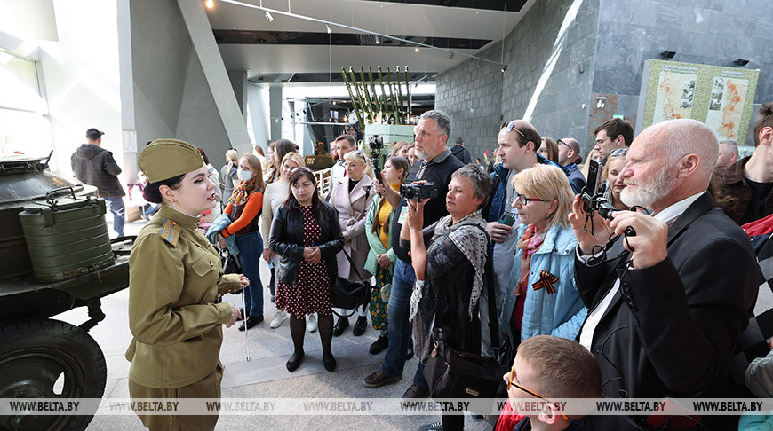 Делегация из Литвы посетила музей ВОВ в Минске