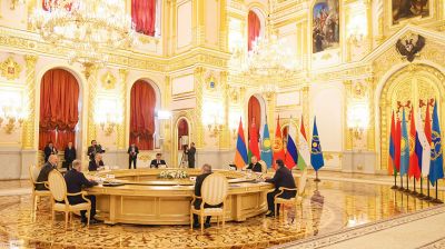 Лукашенко принимает участие в саммите ОДКБ