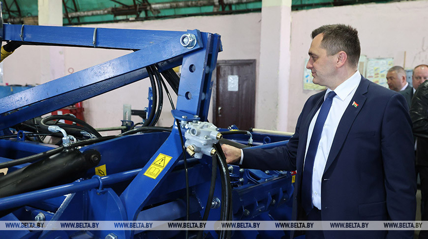 Субботин посетил Витебский мотороремонтный завод