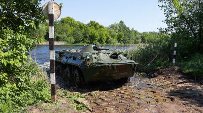 Брестские десантники провели тактические занятия в городе