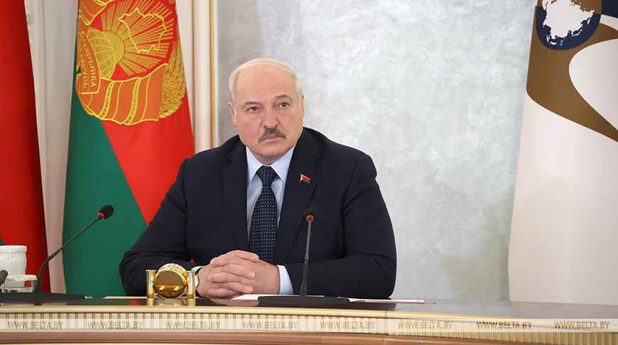 Лукашенко принял участие в саммите ЕАЭС
