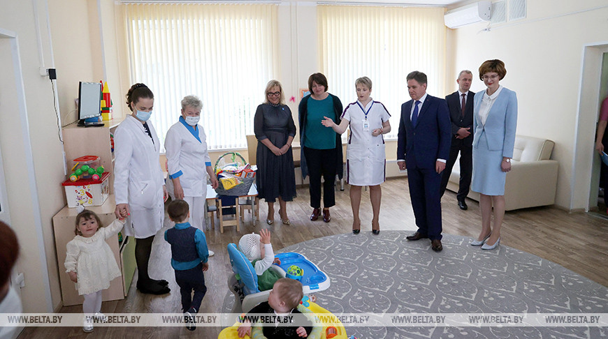 Петришенко посетил Дом ребенка №1 в Минске