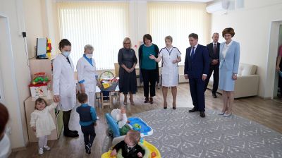 Петришенко посетил Дом ребенка №1 в Минске