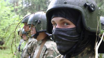 На полигоне "Уручье" прошел учебно-полевой сбор солдат нового пополнения внутренних войск МВД