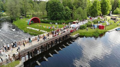 Фестиваль национальных культур завершился праздником на Августовском канале
