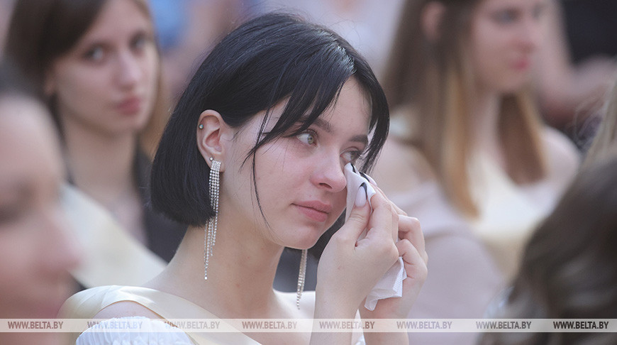 Выпускной вечер прошел в гимназии №6 Гродно