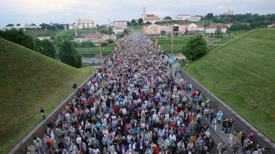 В Гродно прошла процессия в честь праздника Божьего Тела