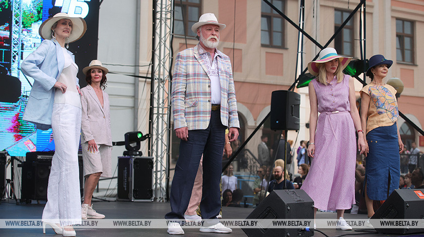 Одежду белорусских дизайнеров презентовали на фестивале "Вытокі" в Новогрудке