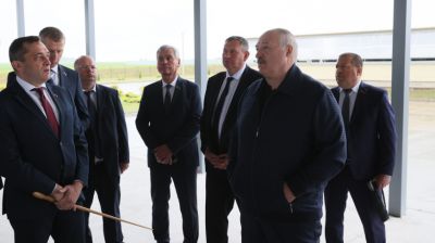 Лукашенко посетил ОАО "Агрокомбинат "Юбилейный" в Оршанском районе