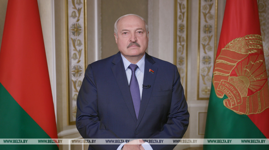 Лукашенко выступил с видеообращением на пленарном заседании IX Форума регионов Беларуси и России