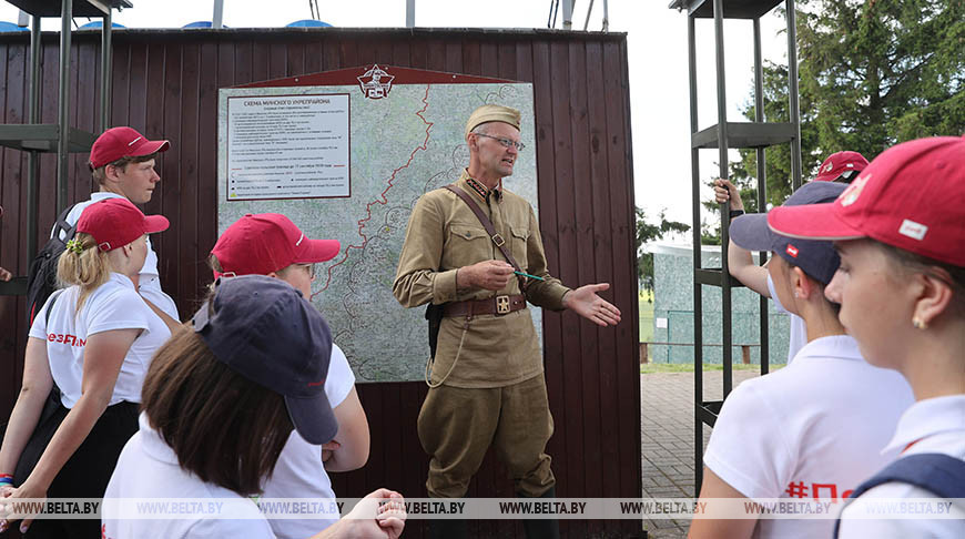 Участники проекта "Поезд Памяти" посетили "Линию Сталина"