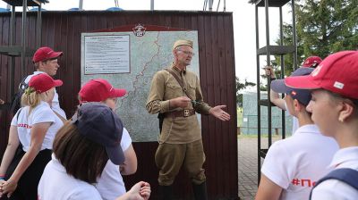 Участники проекта "Поезд Памяти" посетили "Линию Сталина"