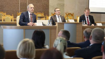 Сергеенко провел заседание Дзержинского райисполкома по вопросам реализации требований Директивы Президента