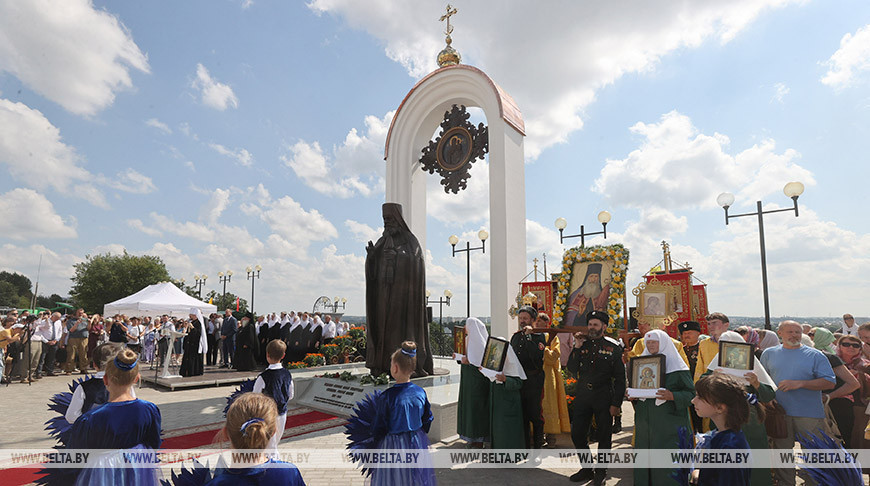 Памятник Георгию Конисскому открыли в Могилеве в день памяти святителя