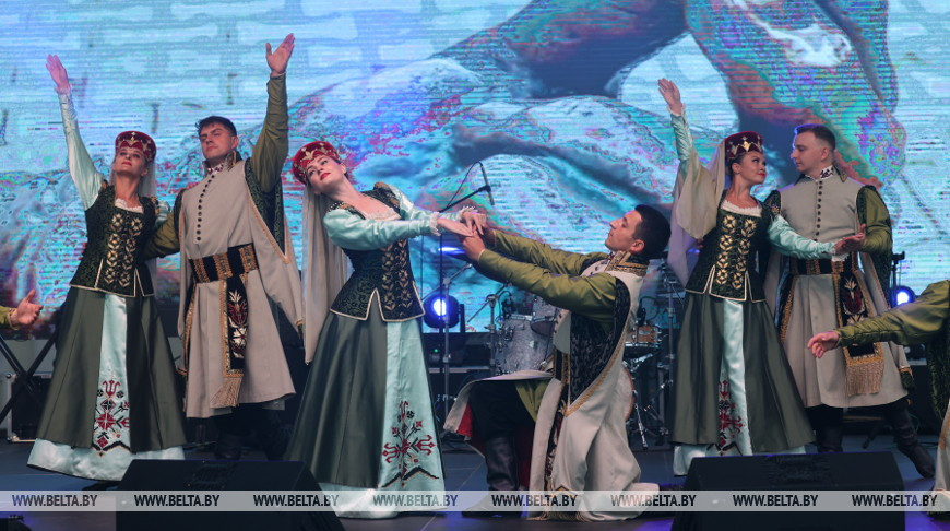 Концертом артистов белорусской эстрады завершился фестиваль "Вытокi" в Полоцке