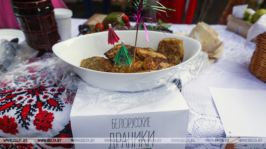 Фестиваль белорусской кухни "Скокаўскія спасоўкі" прошел в Брестском районе