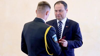 Головченко вручил государственные награды сотрудникам МВД