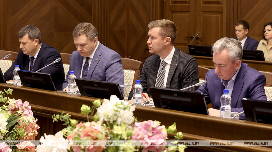 Наблюдательный совет Банка развития прошел в Совете министров