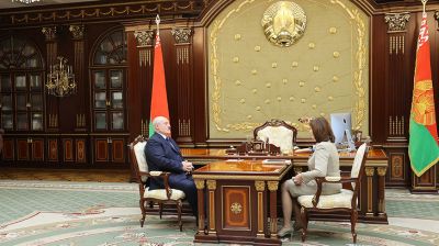 Лукашенко провел рабочую встречу с Кочановой