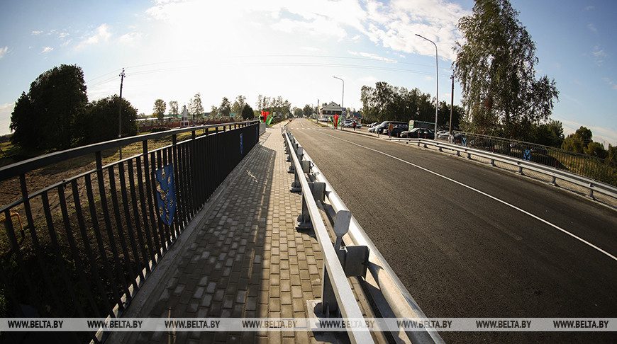 Мост через реку открыли после реконструкции в Жабинке