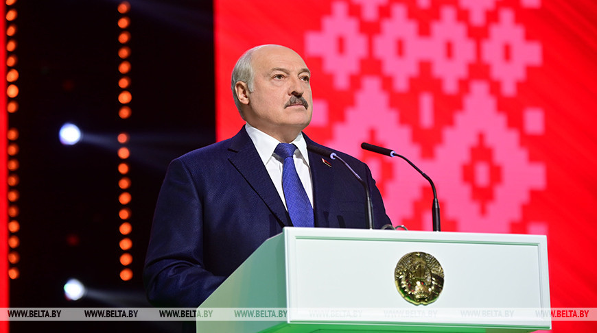 Лукашенко: мы живем на своей земле, и эту землю никому не отдадим