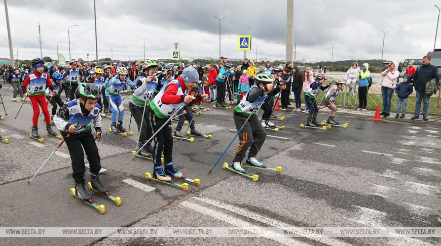 Более 300 участников собрали соревнования по лыжероллерам в Могилеве