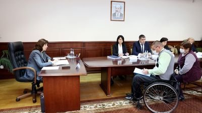 Кочанова проводит прием граждан в Солигорске