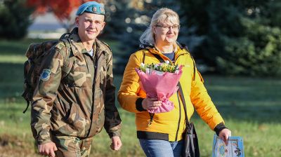 В Бресте поздравили матерей военнослужащих 38-й десантно-штурмовой бригады