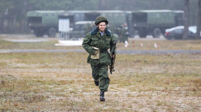 В Бресте новое пополнение проходит курс молодого бойца