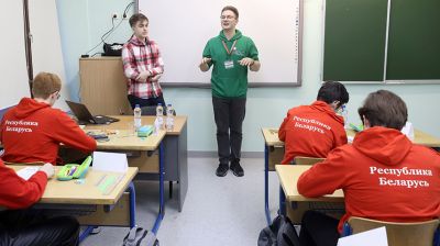 Открытая Белорусская физическая олимпиада школьников проходит в лицее БГУ