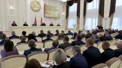 Лукашенко провел в Гомеле совещание по развитию областного АПК