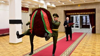 Лукашенко простился с безвременно ушедшим из жизни Владимиром Макеем