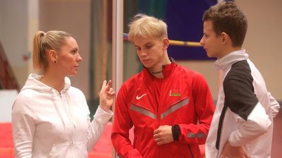 Паралимпийская чемпионка Анна Канюк тренирует детей с ограниченными возможностями