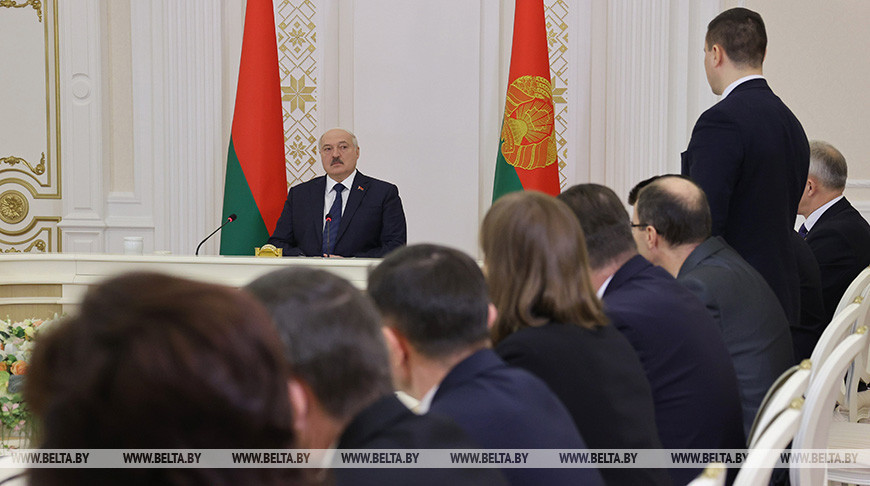 Правила вступительной кампании обсудили на совещании у Лукашенко