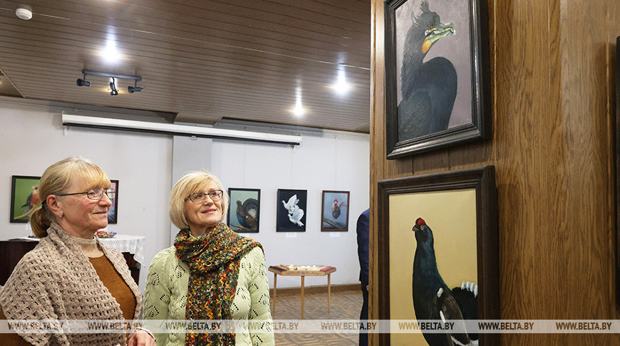 Выставка художника-священника "Птичий венок" открылась в Витебске