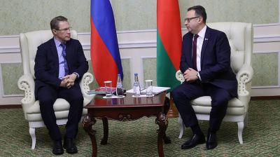Пиневич встретился с министром здравоохранения России