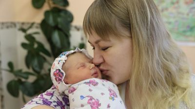 В Витебске поздравили мам, родивших малышей в день 85-летия Витебской области