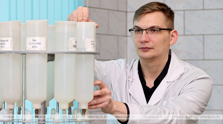 Аспирант Витебского медуниверситета получил стипендию Президента за разработку в сфере стоматологии