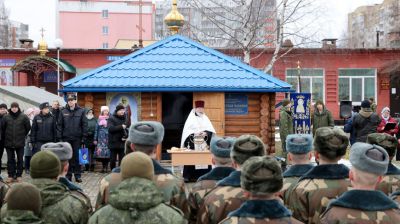 Более 500 десантников в Витебске окунулись в крещенскую воду