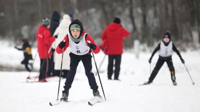 230 участников собрал областной этап республиканских соревнований "Снежный снайпер" в Новогрудском районе